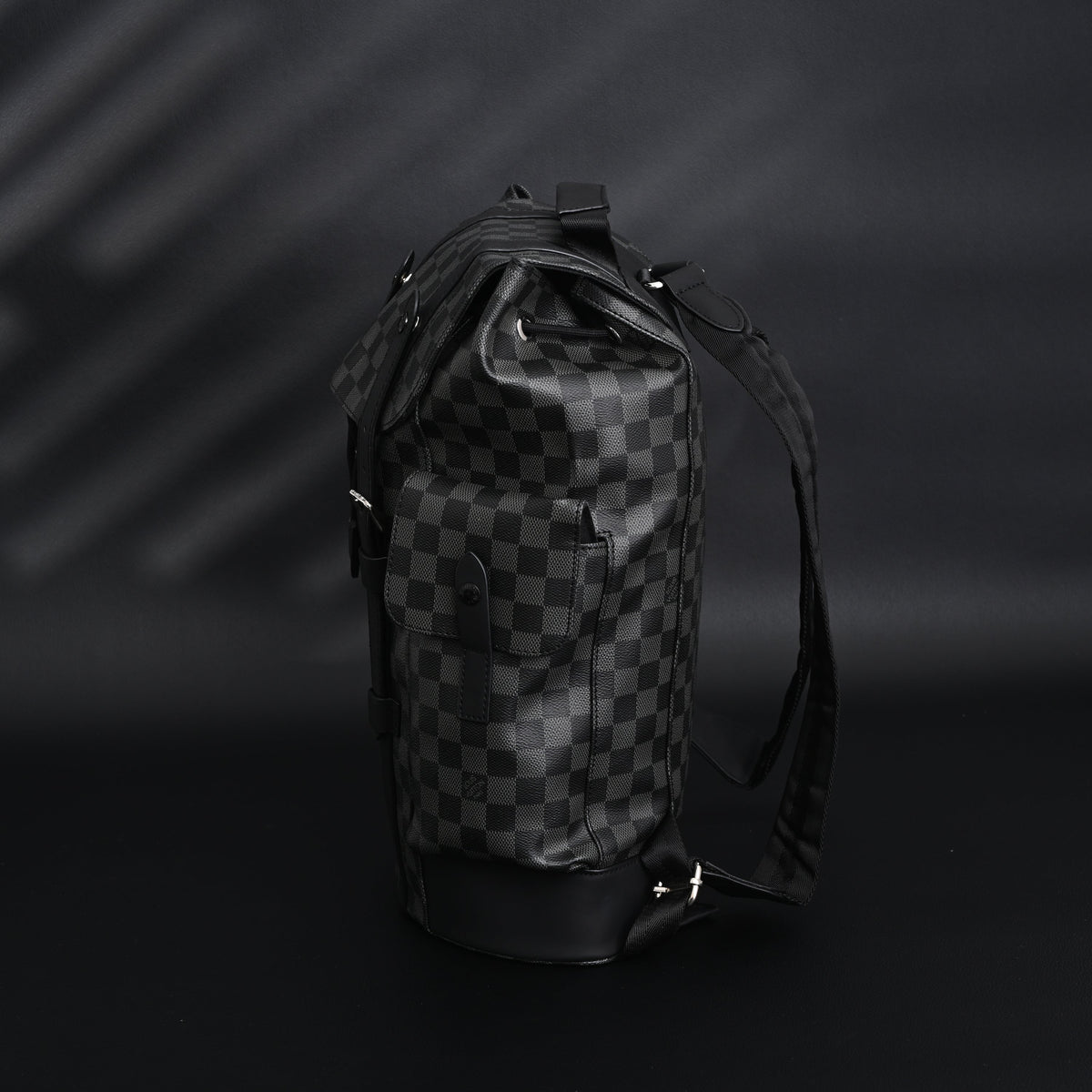Louis Vuitton Michael Backpack in Damier Graphite Canvas