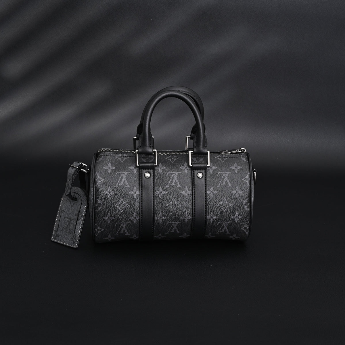 Louis Vuitton Keepall Bandoulière 50 – Monogram Eclipse Canvas
