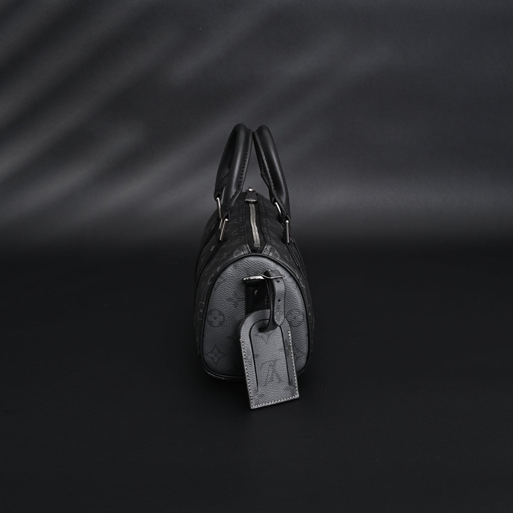 Louis Vuitton Keepall Bandoulière 50 – Monogram Eclipse Canvas