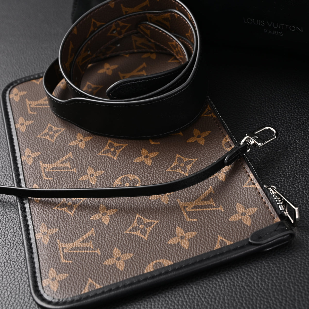 Louis Vuitton Graceful MM Black Monogram Hobo Bag